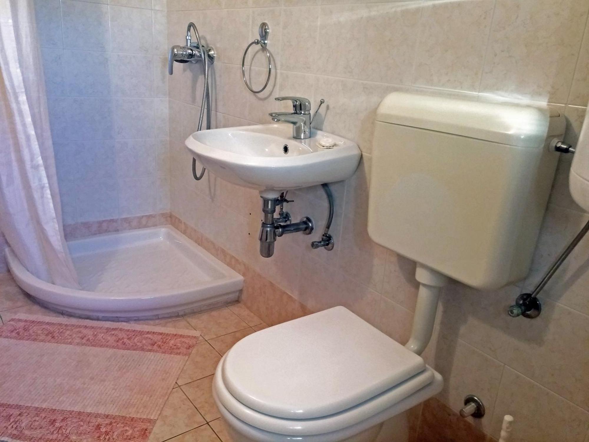 Apartments And Rooms Saric Jadrija Quarto foto